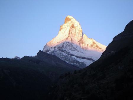 Le Cervin (4478m d'altitude)........Magnifique sommet...