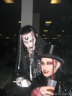 Festival goths....